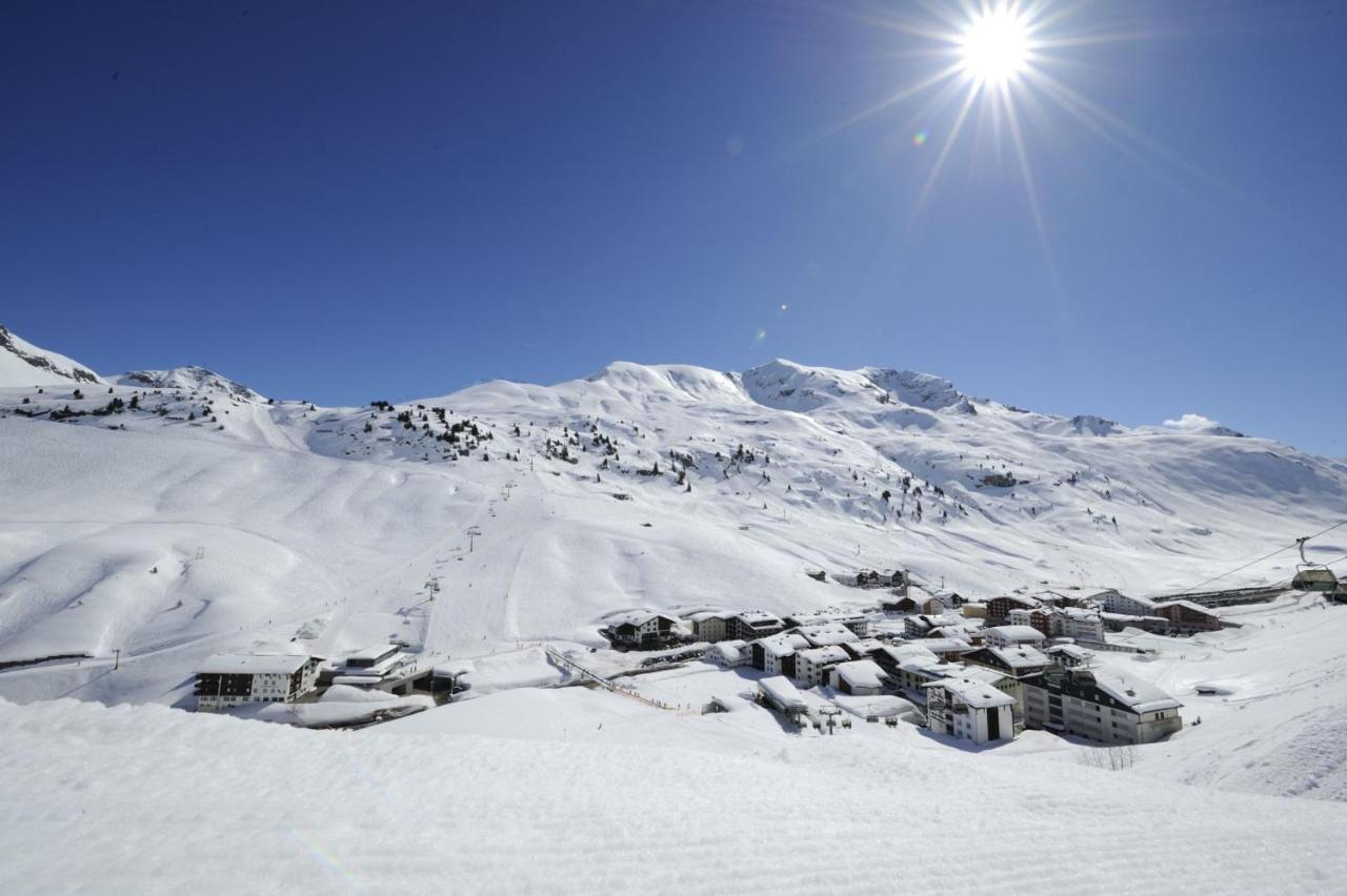 Kristiania Lech Hotel Exterior photo